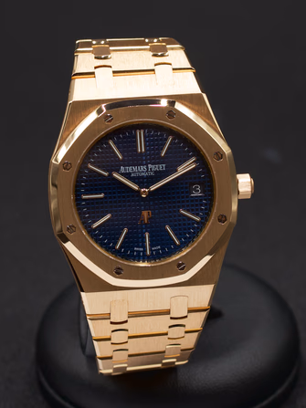 Royal Oak “Jumbo” Extra-Thin