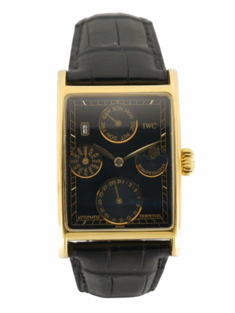 Novecento perpetual calendar
