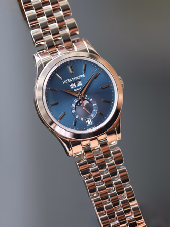 Complications Annual Calendar