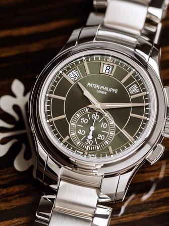 Complications Annual Calendar Chronograph