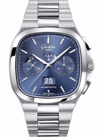 Seventies Chronograph Panorama Date